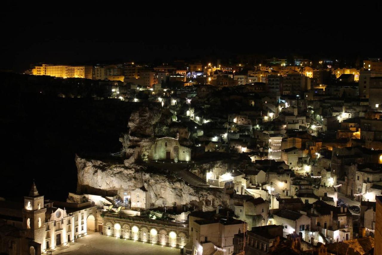 Casa Vacanze Domus Centrale ماتيرا المظهر الخارجي الصورة